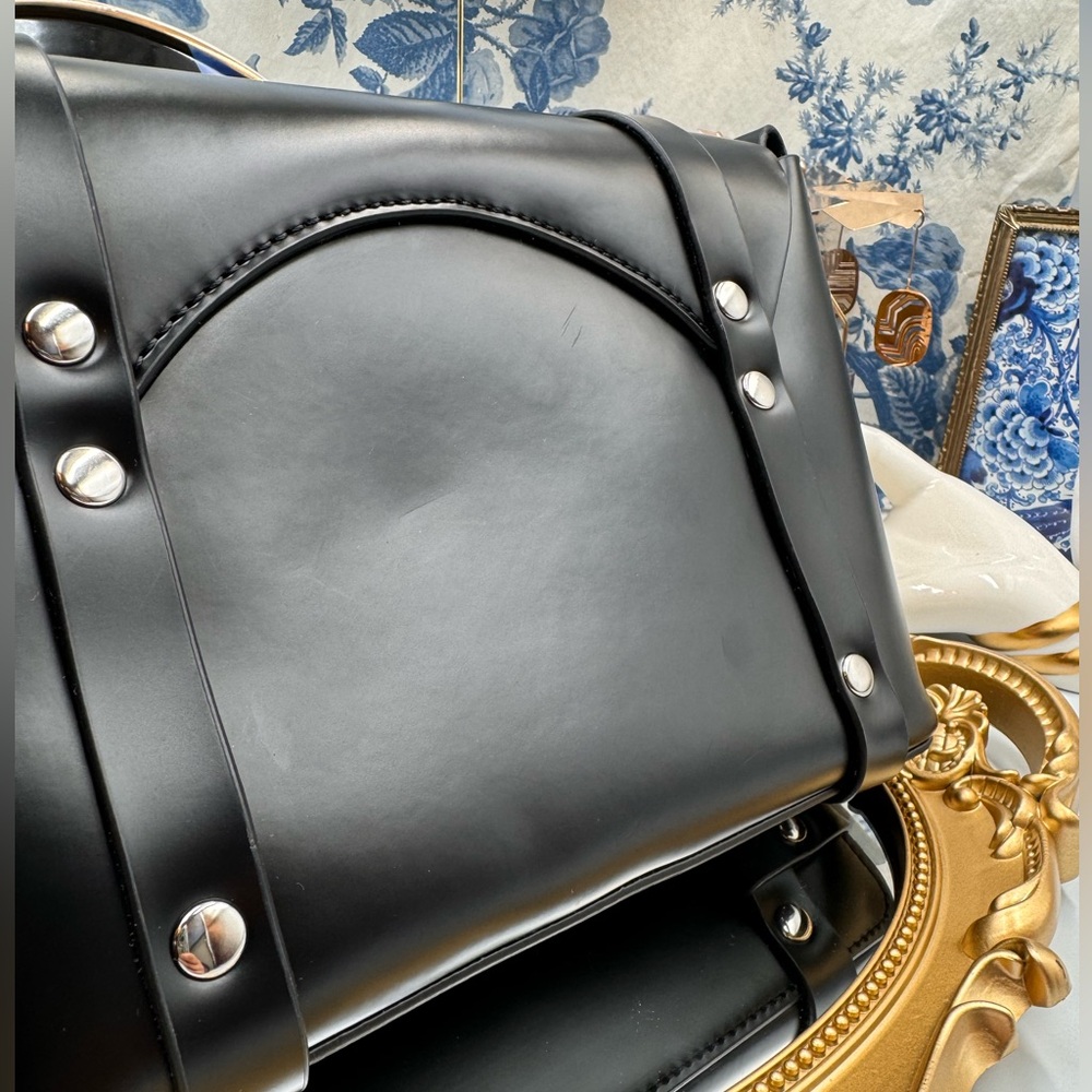 🆕 VIVIENNE WESTWOOD 🧿 NWT Betty Mini Satchel Black - AUTHENTICATED - Picture 8 of 16
